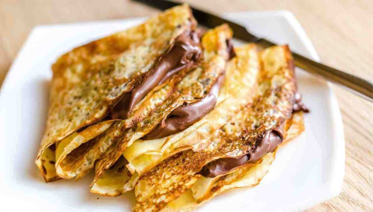 Nutella cream crepes for breakfast: and in the morning everyone jumps out of bed!
