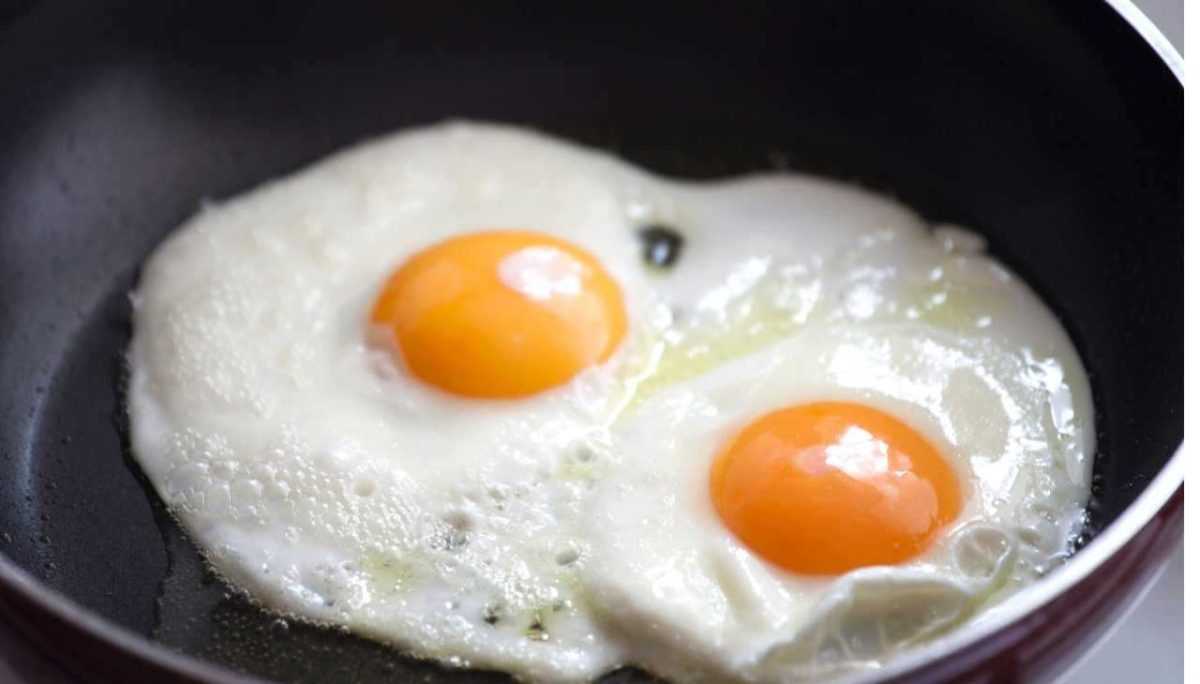 Soft fried eggs: the ultimate dinner saver that everyone wants to eat!