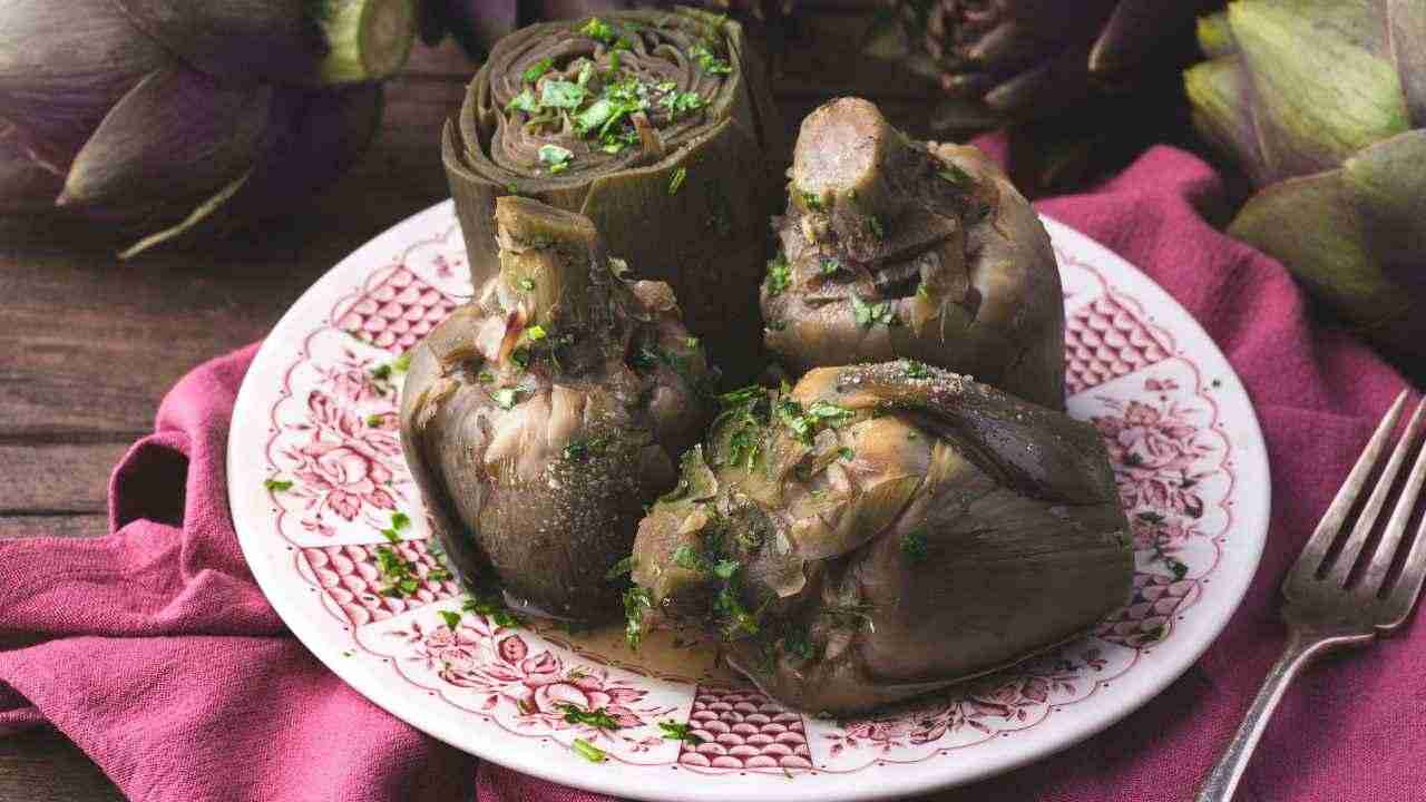 For Easter, artichokes cooked in the pressure cooker - RecipeSprint